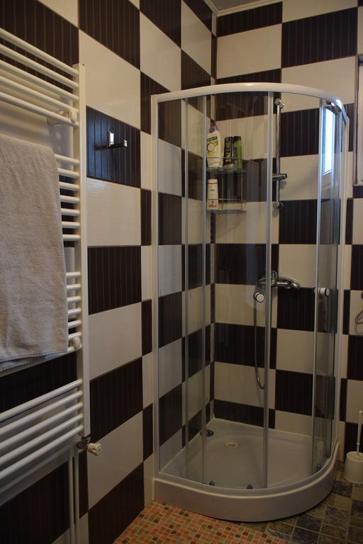 Guest house Ema Daruvar Extérieur photo